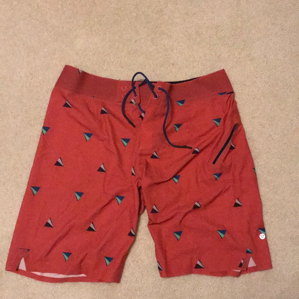 Lululemon board shorts